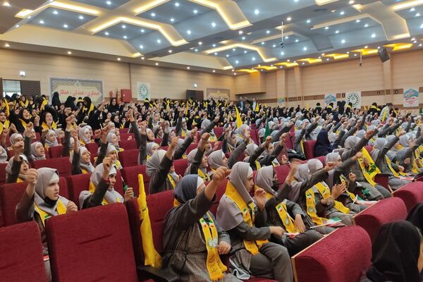 همایش یاوران مقامت در استان اردبیل 