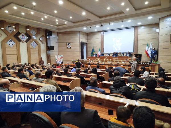 آیین تجلیل از برترین‌های فوتبال و فوتسال شهرستان کاشمر 