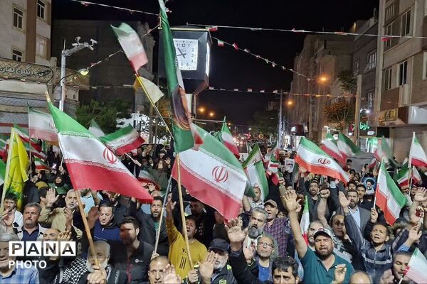 موج پنجاه و دوم حضور مردم کهریزک با حضور فرماندار شهرستان ری 