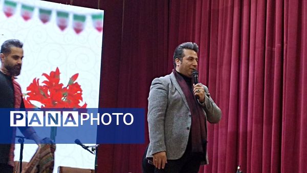 سالگرد پیروزی انقلاب اسلامی و روز جوان در محمودآباد 