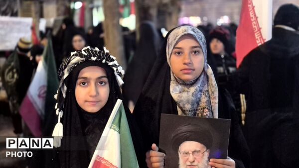 دهه‌نودی‌های پیشتاز پای کارند