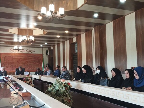جلسه شورای آموزش و پرورش در عباس آباد