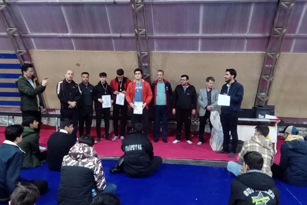 برگزاری مسابقات شطرنج دانش‌آموزی در بهارستان ۲