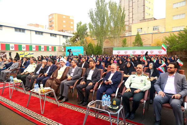 بوی ماه مهر در مدارس آذربایجان‌شرقی