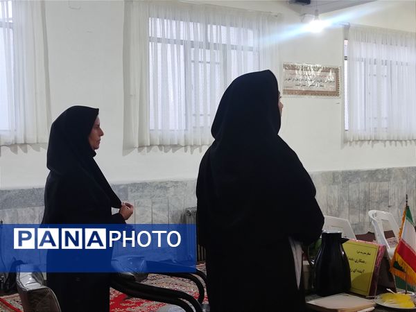 اولین جلسه شورای دبیران در دبیرستان فیاض