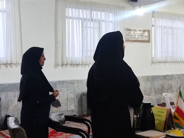 اولین جلسه شورای دبیران در دبیرستان فیاض