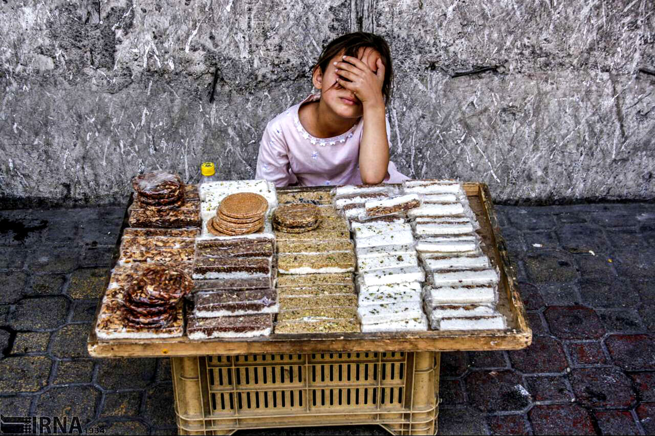 برای مقابله با کار کودک باید تورم کنترل شود
