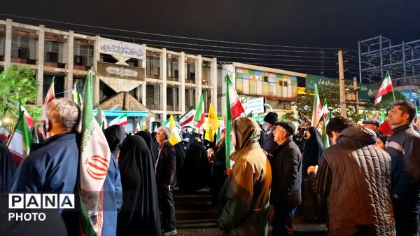 قاب‌هایی خاص از حضور افراد متنوع در تجمعات