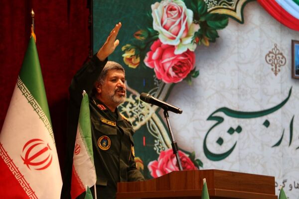 همایش فرماندهان ادوار بسیج ملارد