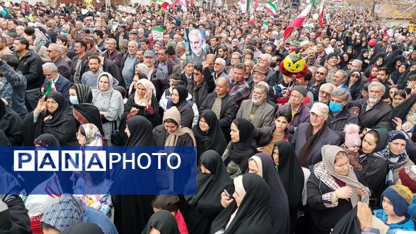 راهپیمایی 22 بهمن با حضور گسترده ای از مردم در شهرستان نیشابور