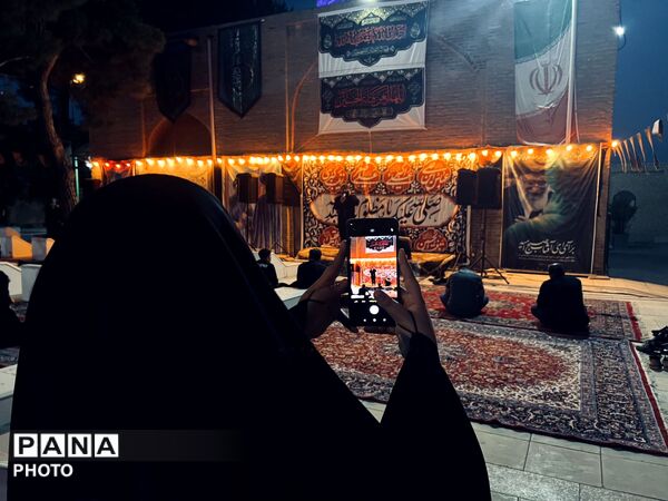  قرائت زیارت عاشورا و اطعام حسینی در امامزاده شهرک ینگی امام ساوجبلاغ 