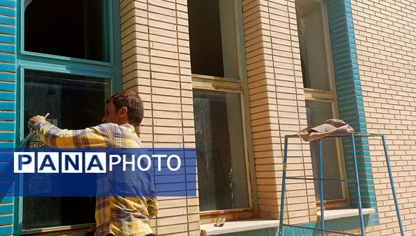 پروژه مهر دبیرستان دخترانه بنت الهدی کوهپایه رنگ آمیزی تجهیز و پاکسازی برای خلق محیطی الهام بخش و یادگیری مثبت