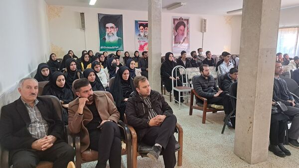 دوره آموزش خبرنگاری و عکاسی در منطقه انزل