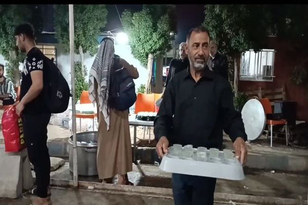 خدمات‌رسانی به زائران در مرز شلمچه همچنان ادامه دارد