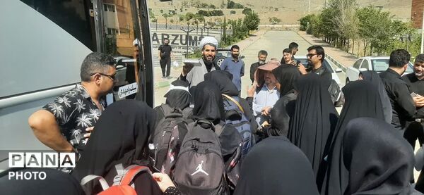 اعزام کاروان‌های دانشجویی دانشگاه‌های  آزاد استان البرز به کربلای معلی