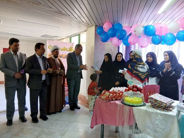 بازدید مسئولین کاشمر از بخش اطفال بیمارستان حضرت ابوالفضل (ع)