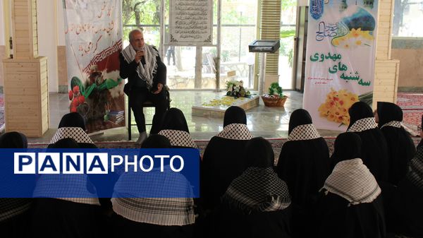 دانش‌آموزان مدارس منطقه ۵ با شهید گمنام پیمان وفاداری بستند