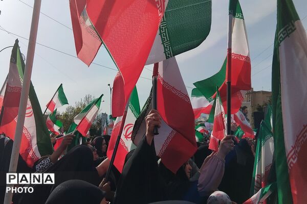 اجتماع بزرگ دختران ایران به مناسبت ولادت حضرت معصومه (س) و روز دختر در پردیس