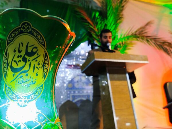 اجتماع عزاداران در جوار امامزاده سید حمزه کاشمر به مناسبت شام غریبان