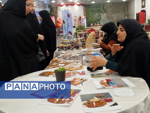 اختتامیه نمایشگاه نوروزی ارغوان در فاروج