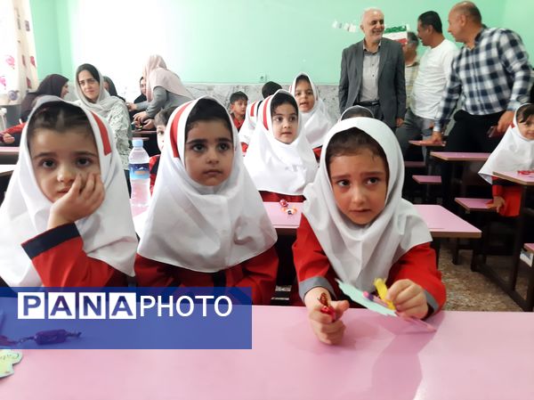 زنگ شکوفه‌ها در شهرستان عباس‌آباد به صدا درآمد