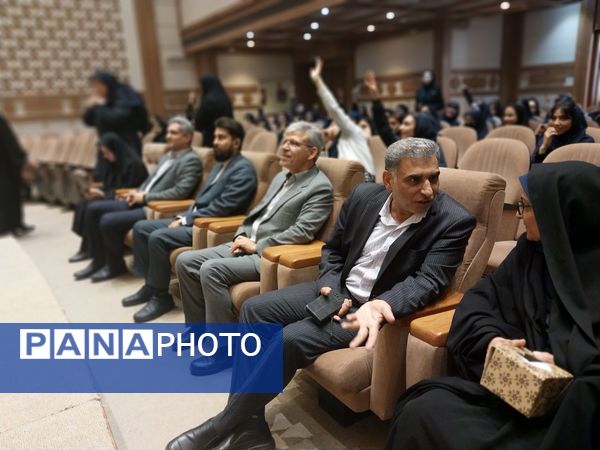 جشن روز دختر در هنرستان امام حسن مجتبی(ع) با حضور مسئولان ناحیه ۶