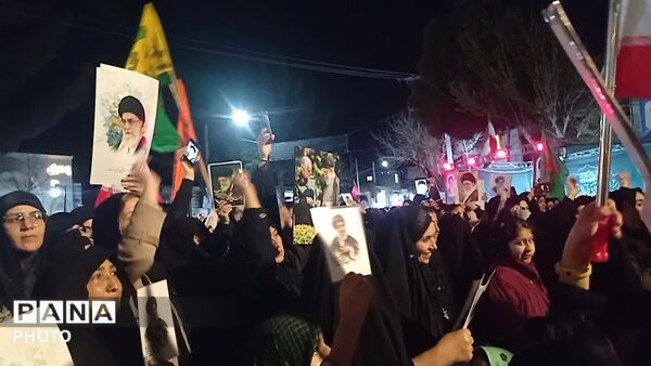 حضور پرشور و گسترده مردم فهیم جاجرم در میدان امام خمینی (ره)