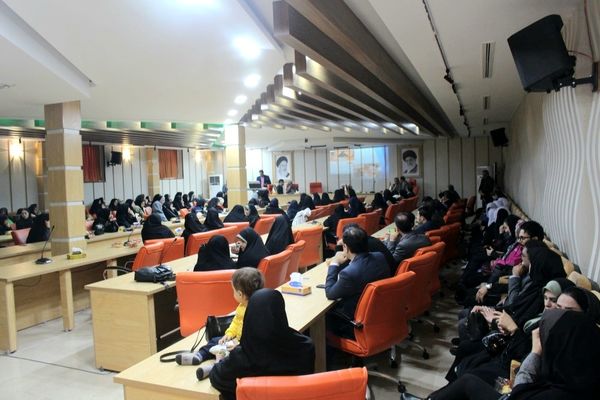 اختتامیه دهمین جشنواره نوجوان خوارزمی آموزش و پرورش منطقه ۵ 