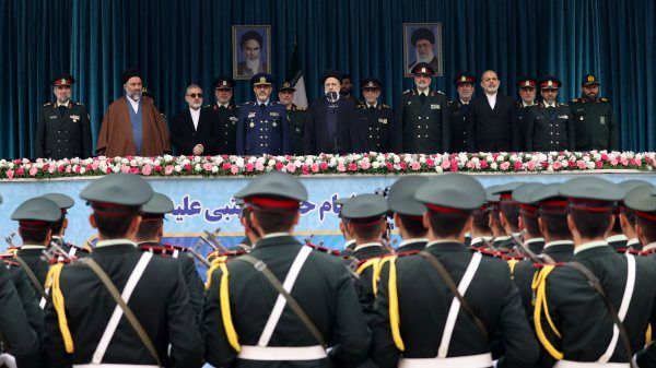 امنیت ما متکی به کشورهای خارجی و قدرت‌های دنیا نیست