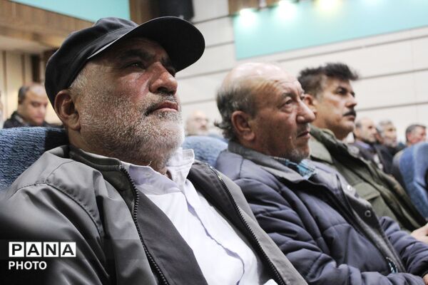تجلیل از فرهنگیان بازنشسته آموزش و پرورش بام و صفی آباد