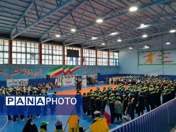  همایش دانش‌آموزی یاوران انقلاب شهرستان ورامین