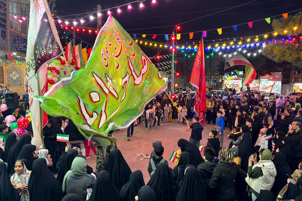 جشن پیروزی انقلاب در مشهد