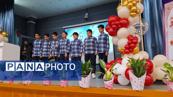 تجلیل از فعالین حوزه پرورشی ناحیه 6 مشهد