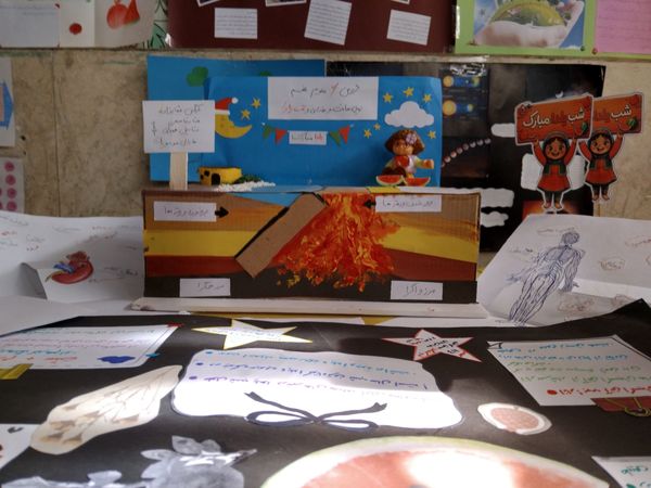 جشنواره هنری «ماها» در دبیرستان معراج ناحیه یک کرج 