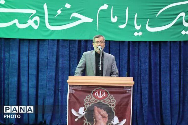 گرامیداشت اربعین رهبر شهید انقلاب و شهدای جنگ رمضان در نماز جمعه باقرشهر و کهریزک 