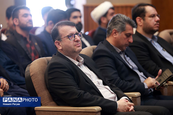 افتتاحیه پانزدهمین کنگره اتحادیه انجمن‌های اسلامی دانش‌آموزان با محوریت «پیوند دین و دانش»