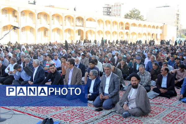 اقامه نماز عید سعید فطر  در شهر یزد