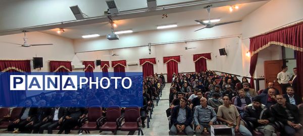 انتخابات انجمن و اولیا و مربیان مدرسه نمونه دولتی فرزانگان شهرستان شیروان 