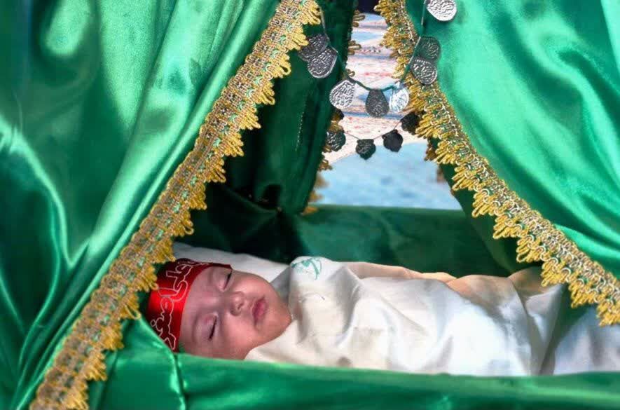 میعادگاه مادران و نونهالان حسینی در مسجد حضرت ولی‌عصر (عج)