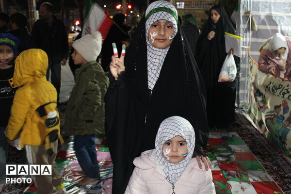 میراث‌داران کوچکِ خورشید