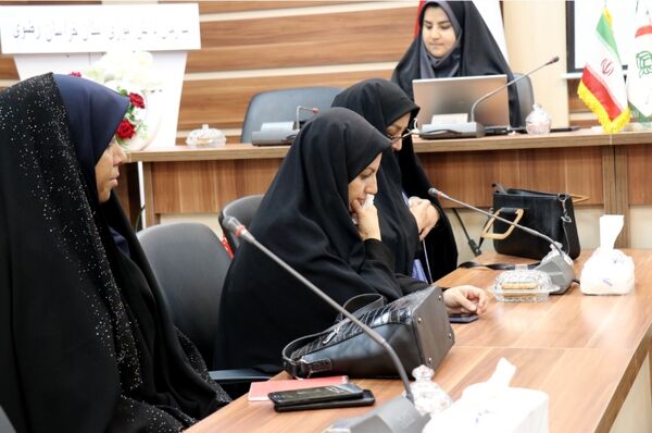 نشست مشاور وزیر در امور تشکل‌های دانش‌آموزی با کارشناسان سازمان دانش‌آموزی استان خراسان رضوی