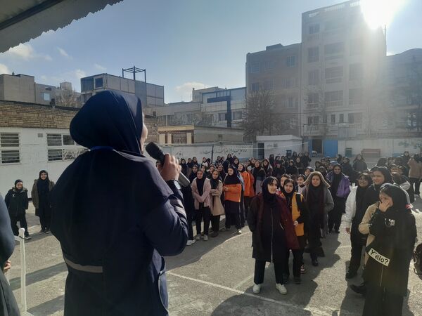 طرح مدام در دبیرستان سرافرازان ناحیه ۶ مشهد 
