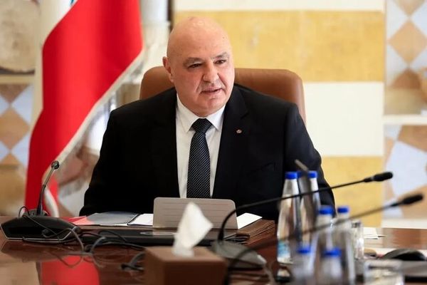 عون: اسرائیل از لبنان عقب‌نشینی کند