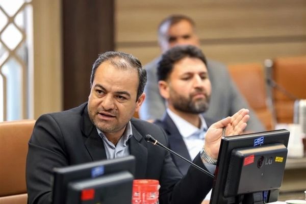 عملیات اجرایی دو پروژه برای تامین آب شرب با اعتبار ۹۲۰ میلیارد تومان در فارسان آغاز شد