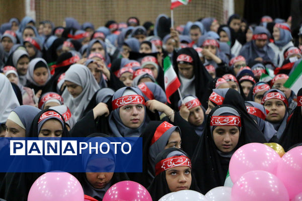 همایش دختران حاج قاسم 