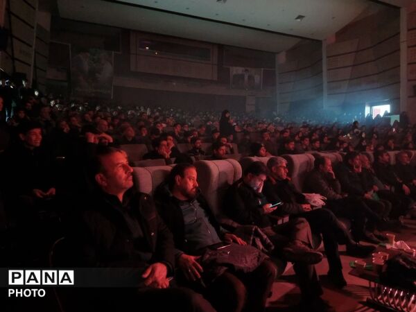 مراسم احیا در شب سوم قدر در فرهنگسرای سیمرغ نیشابور