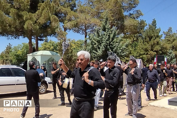 شور حسینی در سوگ روز دهم