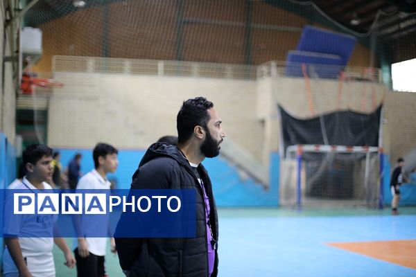 مسابقات قهرمانی فوتسال در منطقه کهریزک 