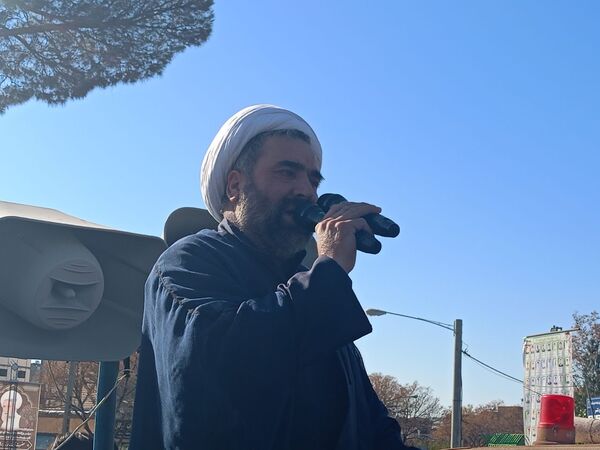شهید گمنام در کاشمر تشیع شد