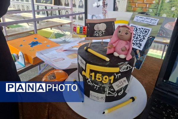 برگزاری دهه‌ ریاضیات در مدرسه هیات امنایی فرزانگان شهرستان ملارد